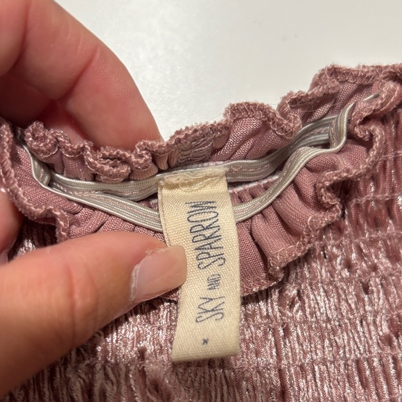 Sky and Sparrow Mauve Velvet Top - Picture 2 of 2